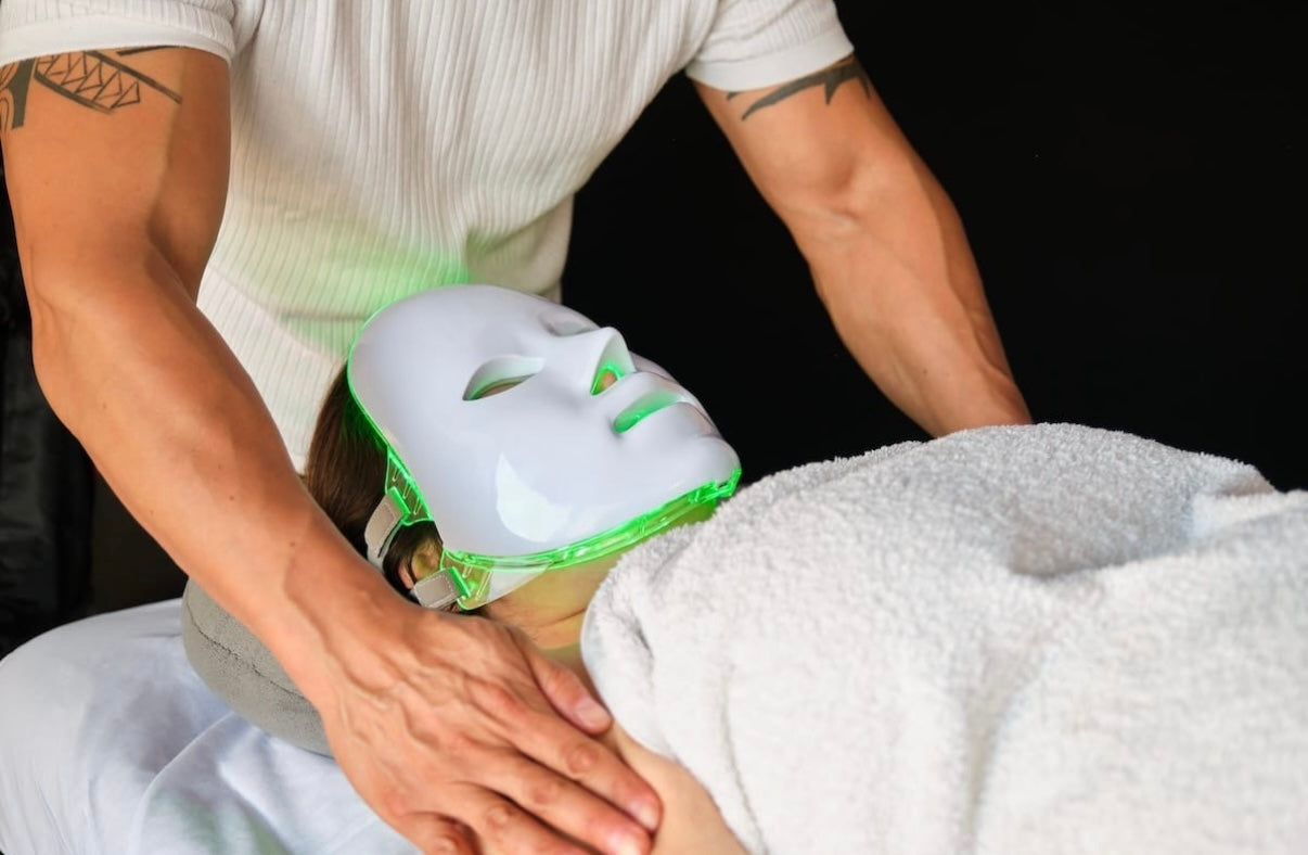 Máscara Facial LED 7 Colores : Antiarrugas, Antiacné y Rejuvenecedora